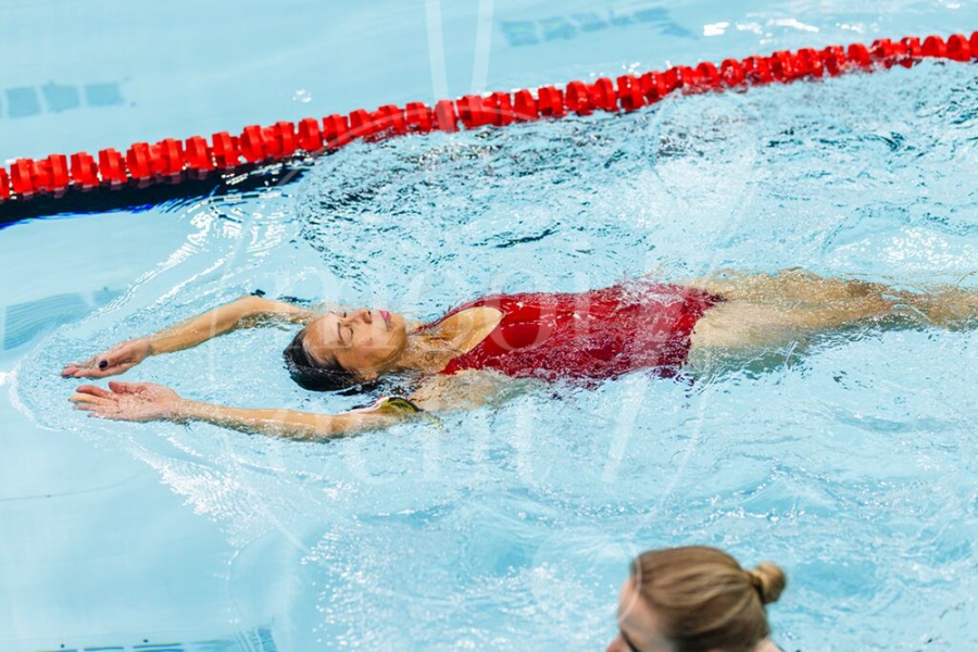 Fotoshoot zwemmen dames 13